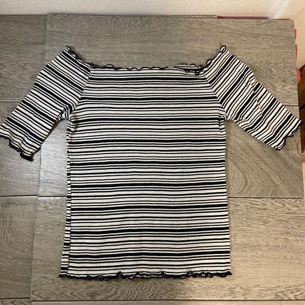 caution to the wind fitted top